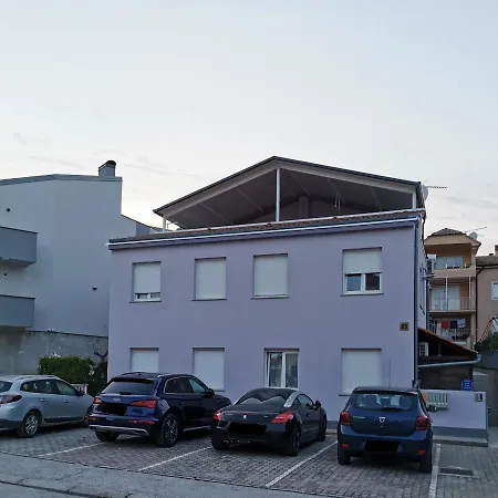 Melli Пула