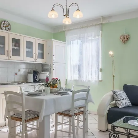 Melli Apartmán Pula
